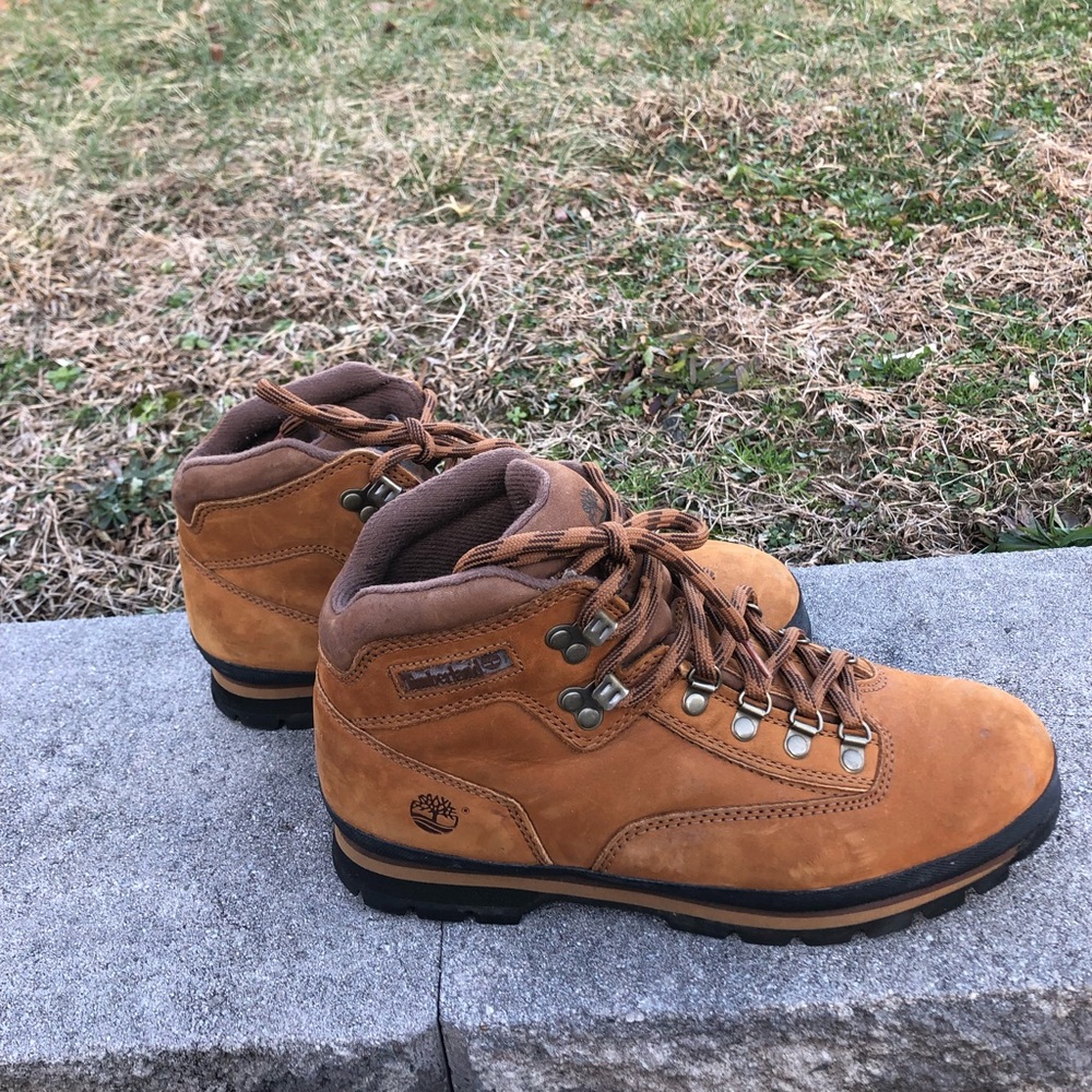 Men’s timberland boots size 9.5